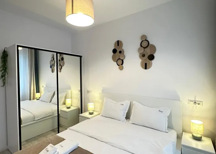 Exclusive Cozy Unirea Towers - Premium Studios