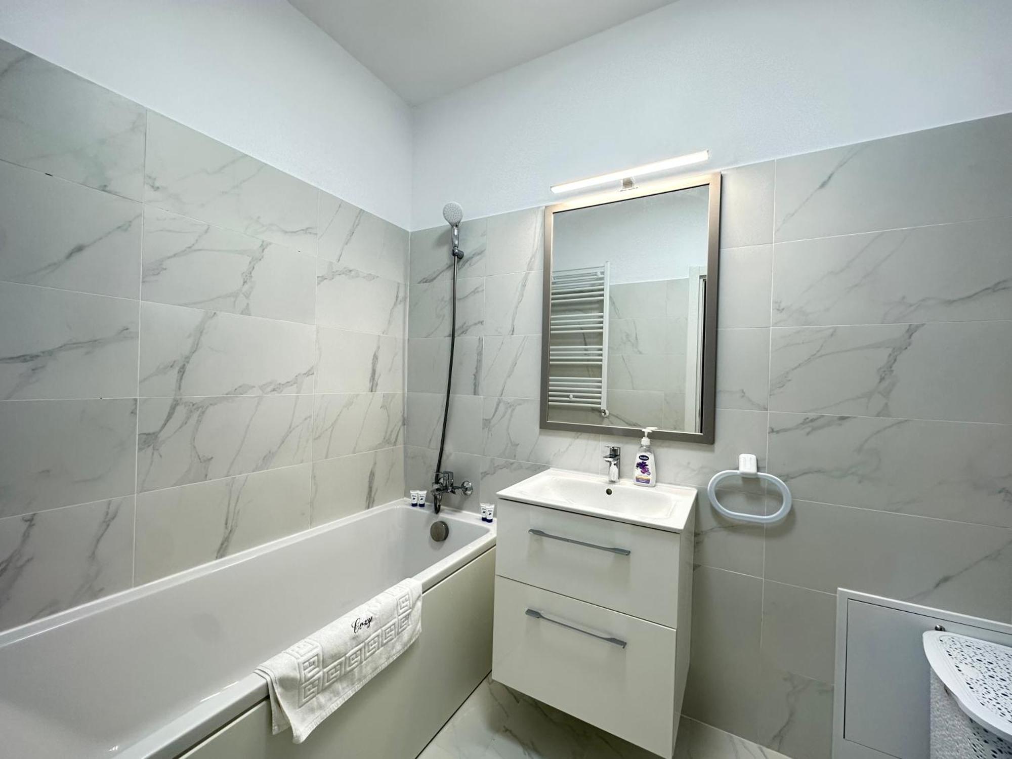 Exclusive Cozy Unirea Towers - Premium Iasi